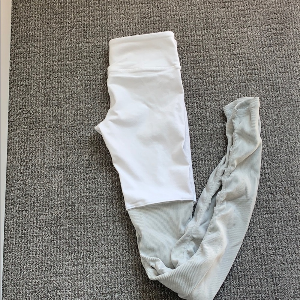 ALO high waisted goddess legging